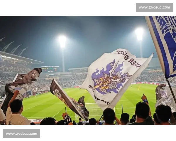 球迷热议赛场内外观点碰撞引发新一轮足球话题讨论持续升温背后故事